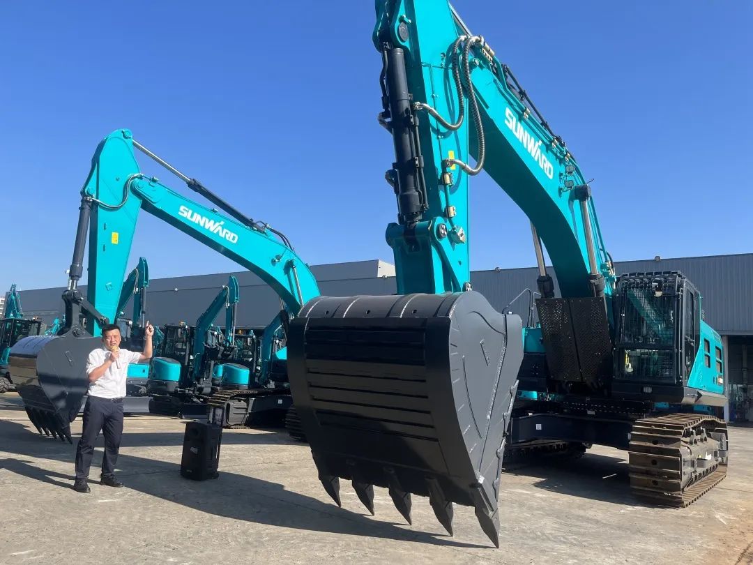 名堂秀实力，，，，，，为效劳竞技！快来见识下恒峰g22智能这场“交锋大赛”