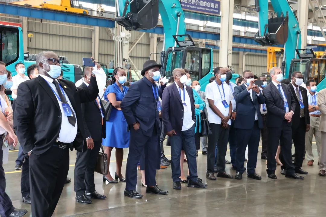 非洲驻华使节走访恒峰g22智能