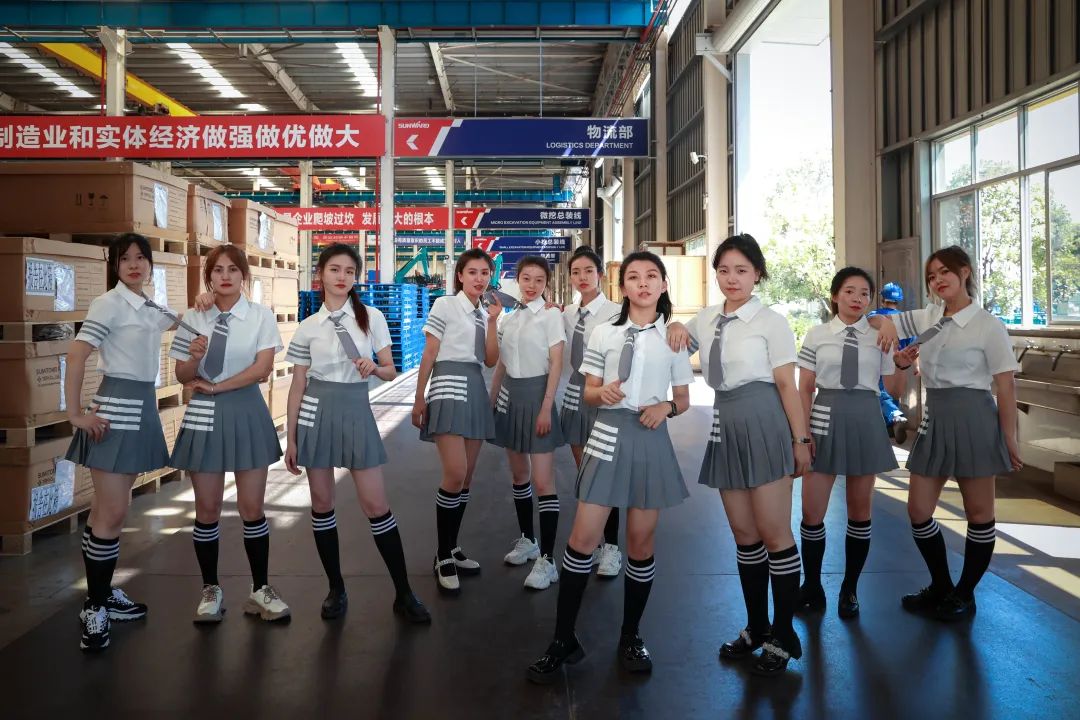 又酷又辣又炫！恒峰g22智能第二届挖机废物来了