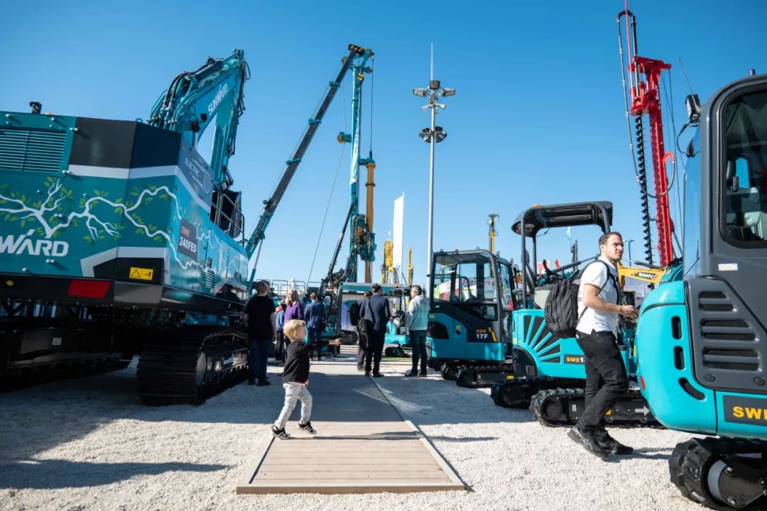 Bauma 2022 | 一组火热现场图带您重温恒峰g22智能德国宝马展之旅