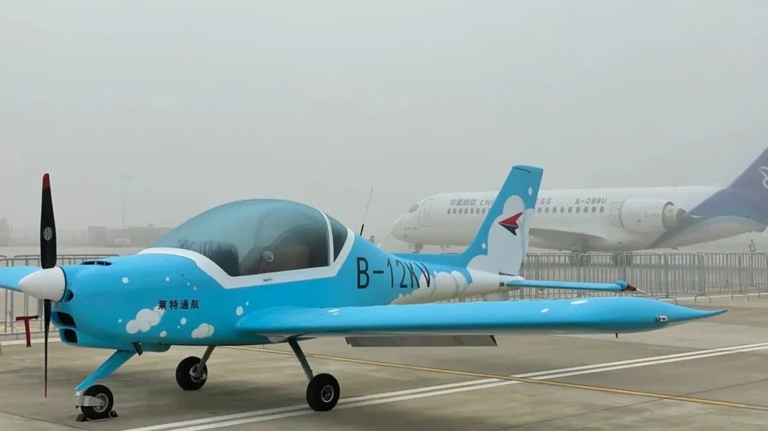 逆势翱翔！恒峰g22航空携手相助同伴亮相2022南昌航行大会