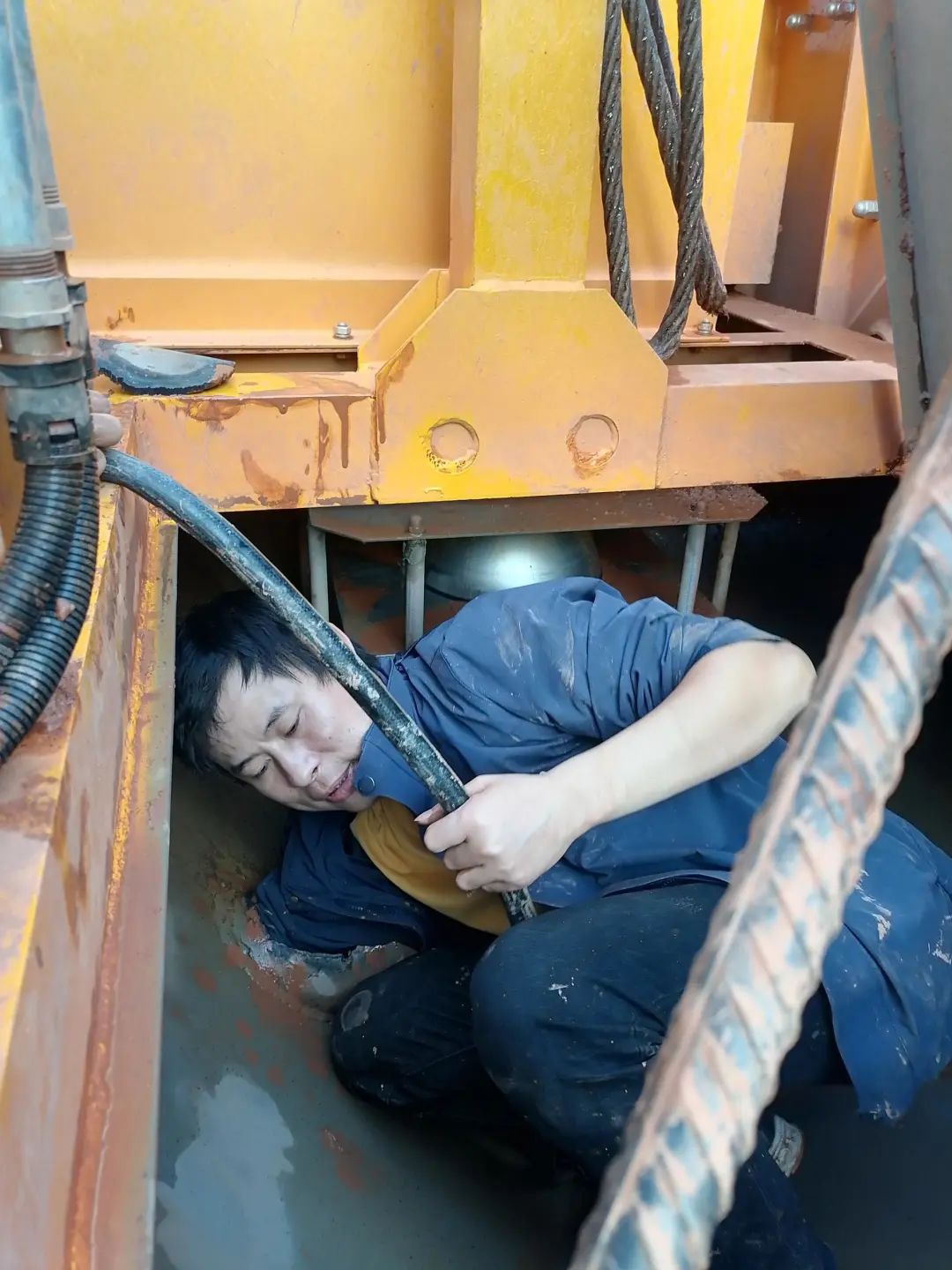 恒峰g22匠心 | 一连驻扎工地近百天，，，，，，为恒峰g22人的坚守与支付点赞