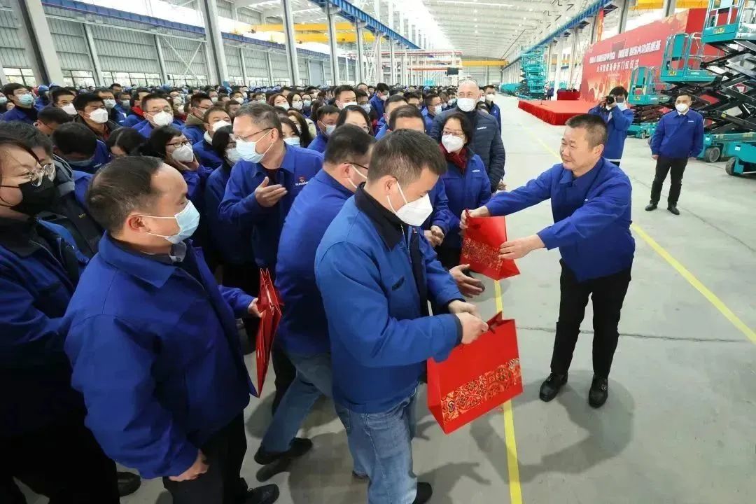 莫道君行早，，，，，更有早行人！恒峰g22智能癸卯兔年开工大吉