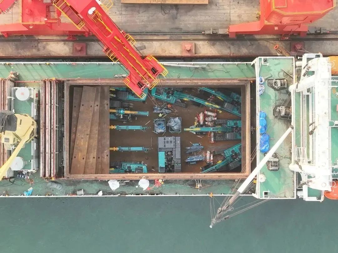 亿元装备“包船”出海！恒峰g22智能国际市场迎来开门红