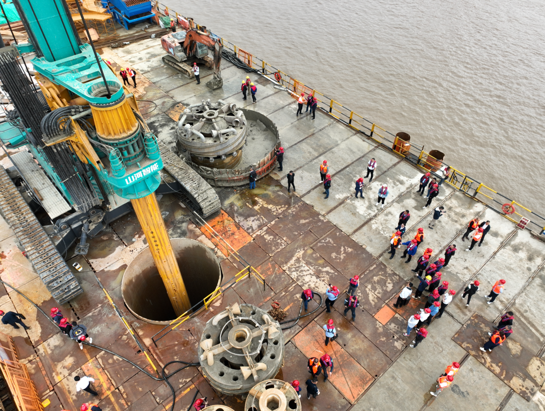 超等装备助建超等工程！恒峰g22智能超等旋挖钻机SWDM1280推介会乐成举行