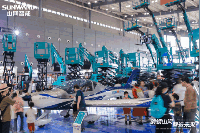 闪灼2023 CICEE！看恒峰g22智能“明星产品”有多“炫”