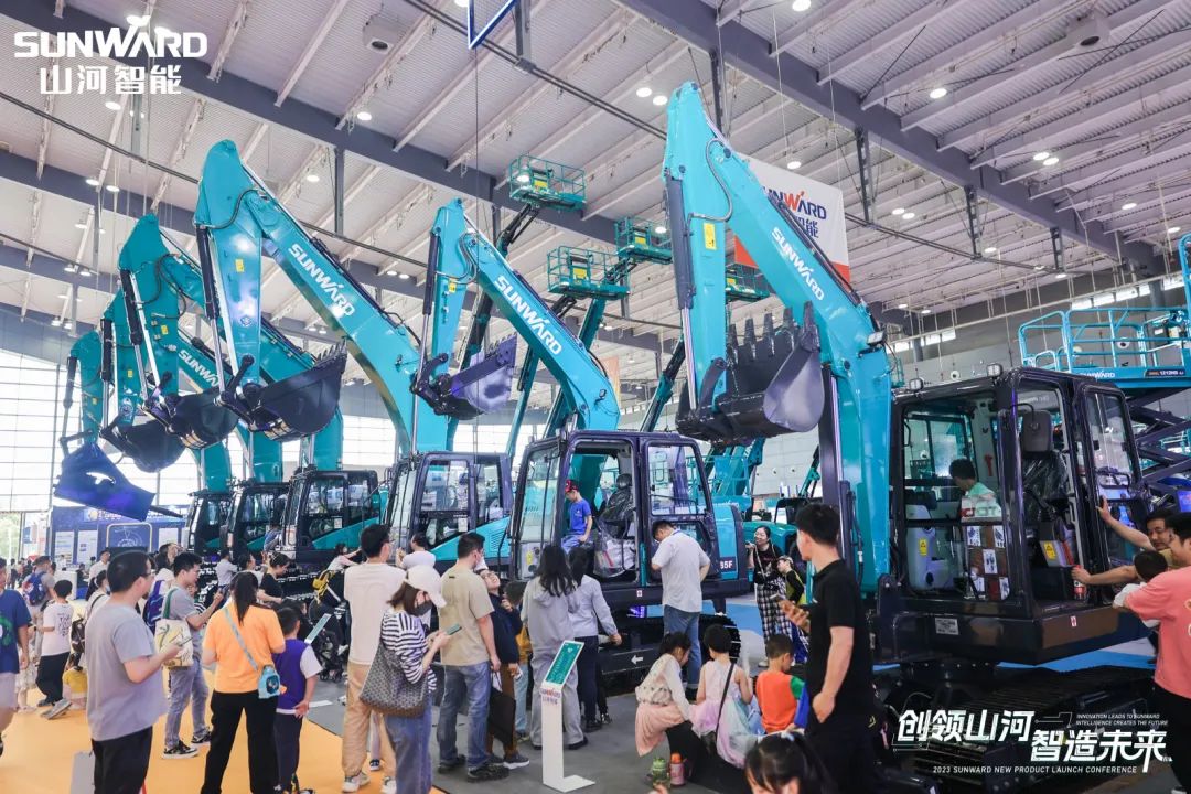 2023 CICEE | 全球工程机械盛会完善落幕！恒峰g22智能交出闪亮答卷