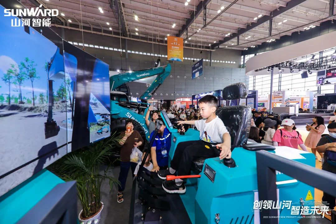 2023 CICEE | 全球工程机械盛会完善落幕！恒峰g22智能交出闪亮答卷