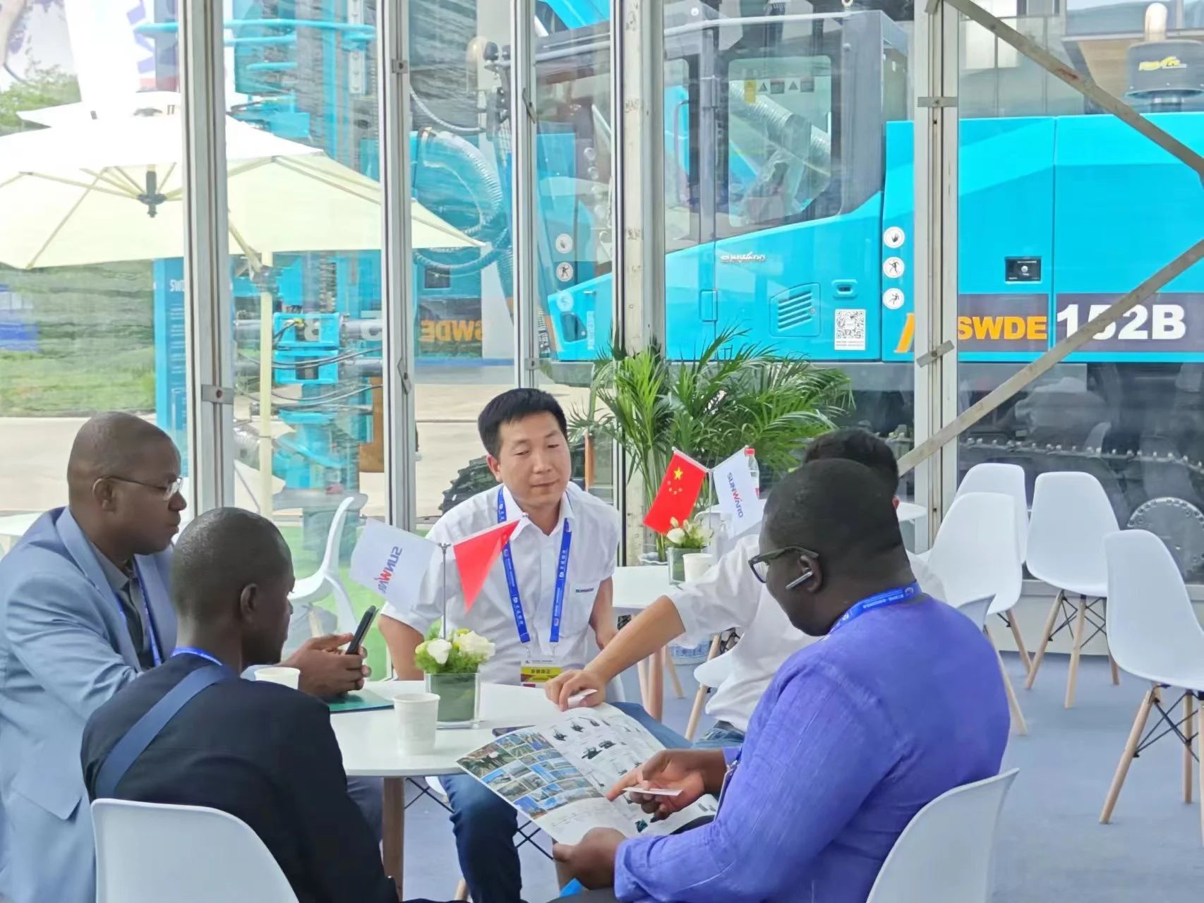 逐梦非洲，，，，，，携手偕行！恒峰g22智能亮相第三届中非经贸展览会