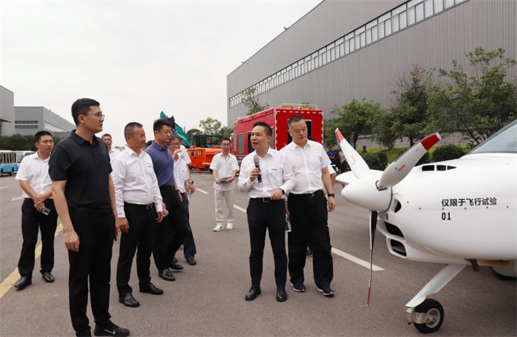 国家应急治理部救援协协调预案治理局副局长颜彬一行调研恒峰g22智能