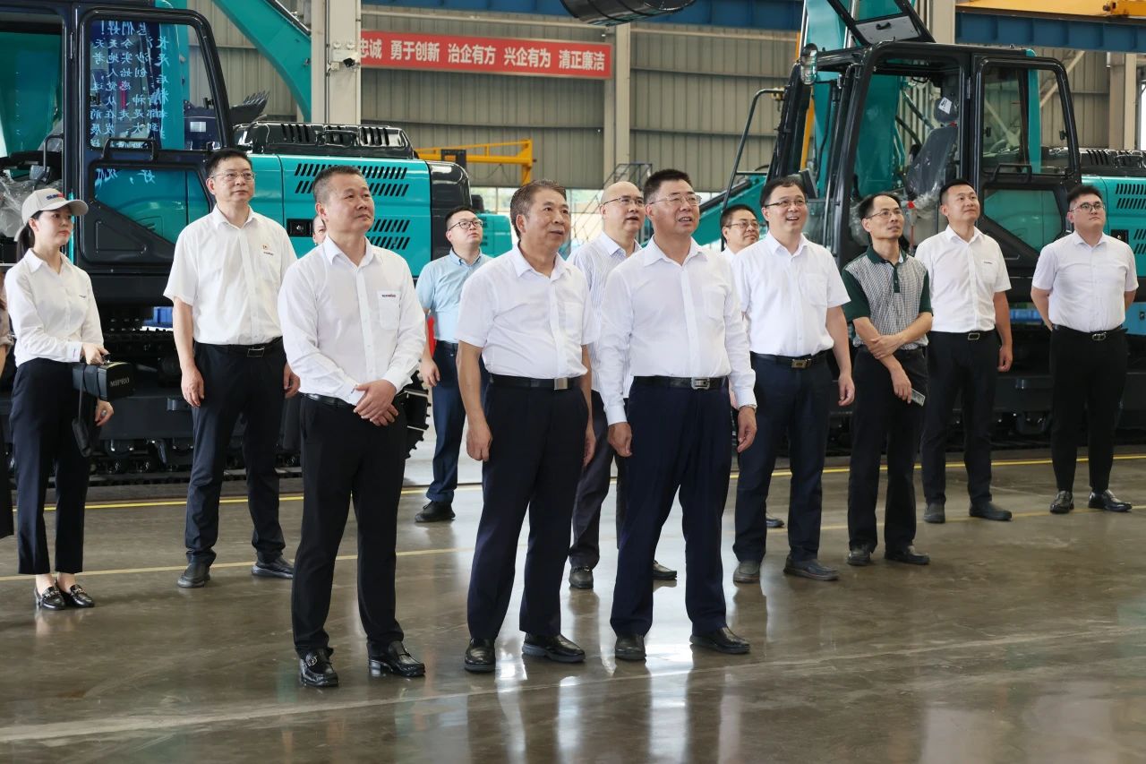 两门第界500强企业董事长同访恒峰g22智能