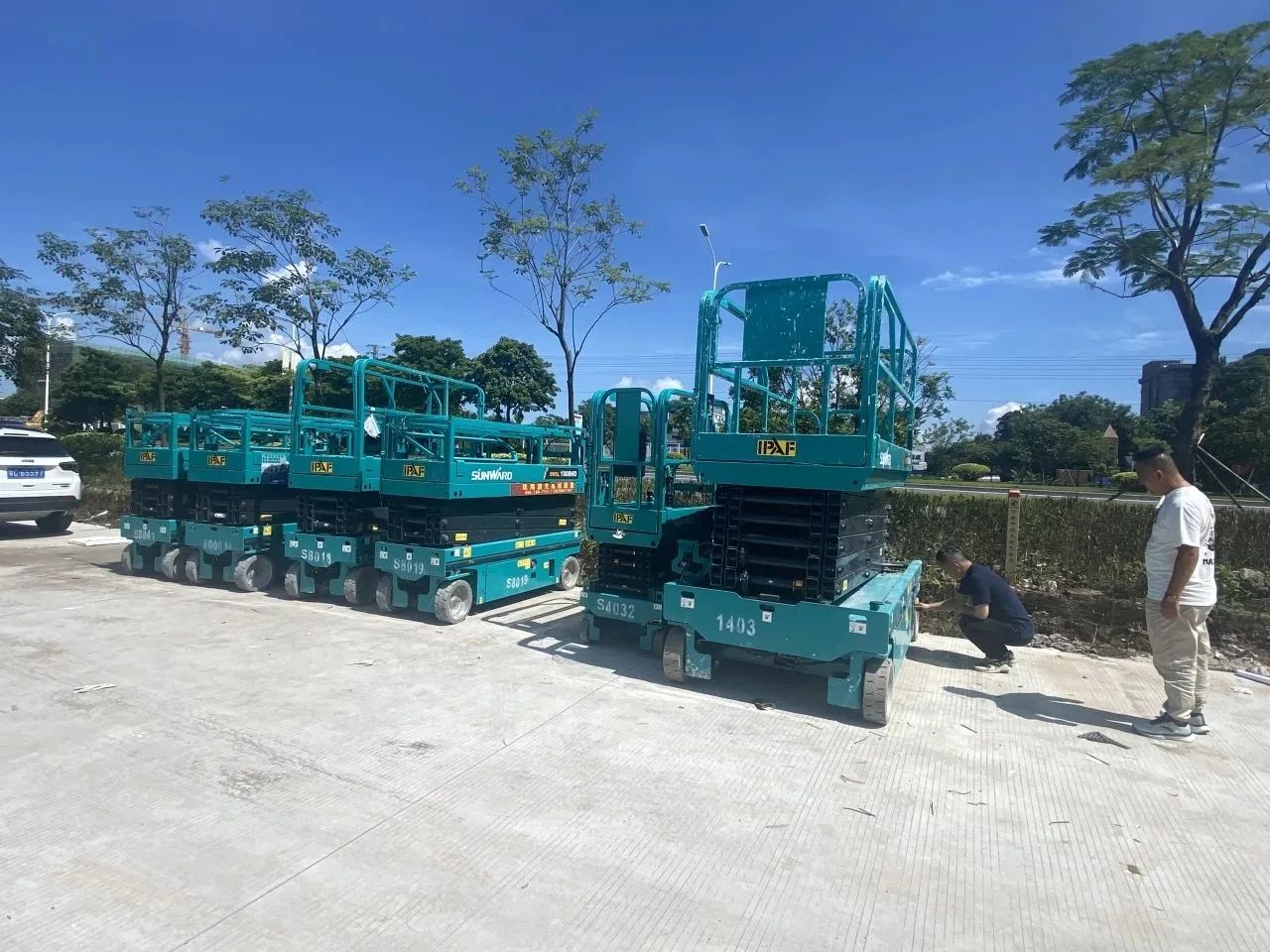 品质恒峰g22，，，专心折务！恒峰g22智能高空机械效劳万里行走进华南