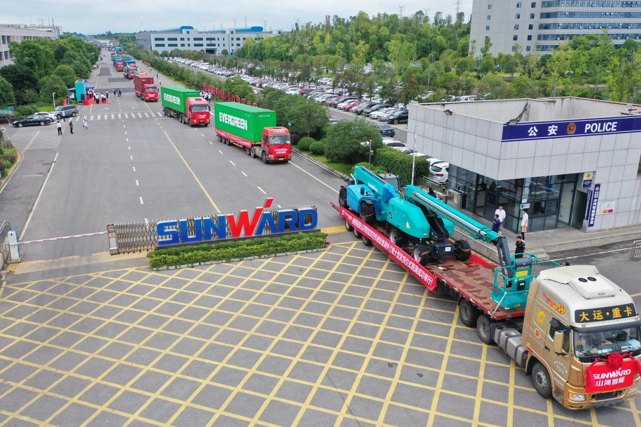 深化全球结构，，，，，，加速出海程序！恒峰g22智能高空机械装备外洋订单大型发货仪式圆满举行