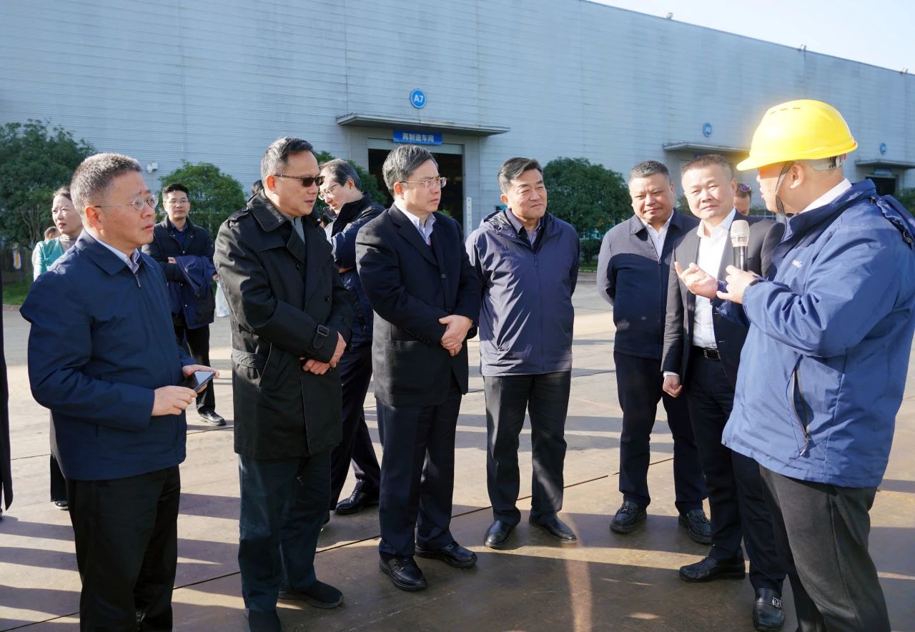 聚焦装备再制造！上海市政协副主席、党组副书记肖贵玉带队调研恒峰g22智能