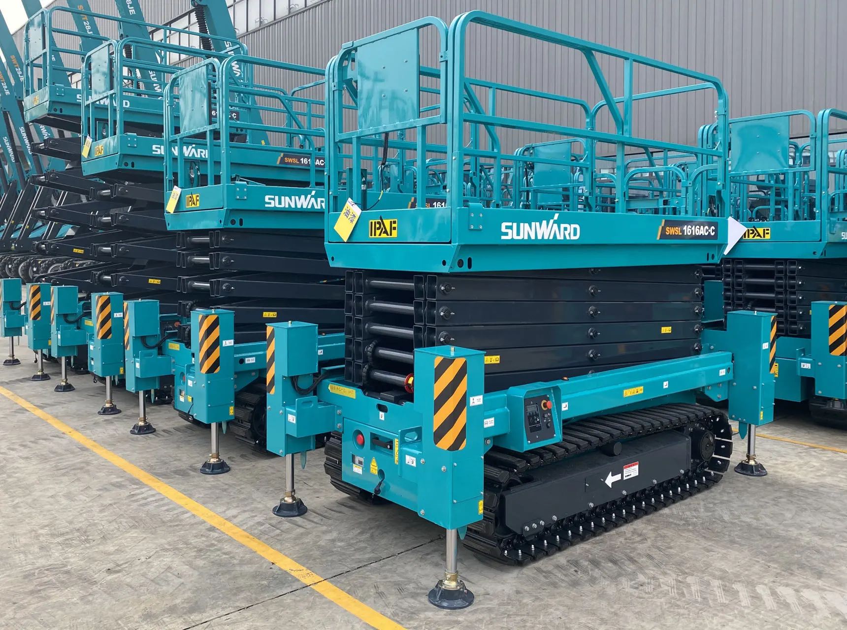 高设置、优性能！恒峰g22智能剪叉军团再添新兵！