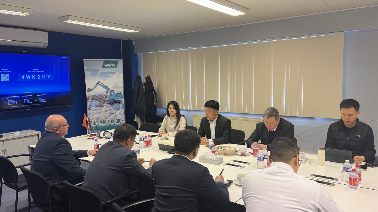 广州工控党委书记、董事长景广军率队赴恒峰g22智能欧洲子公司考察