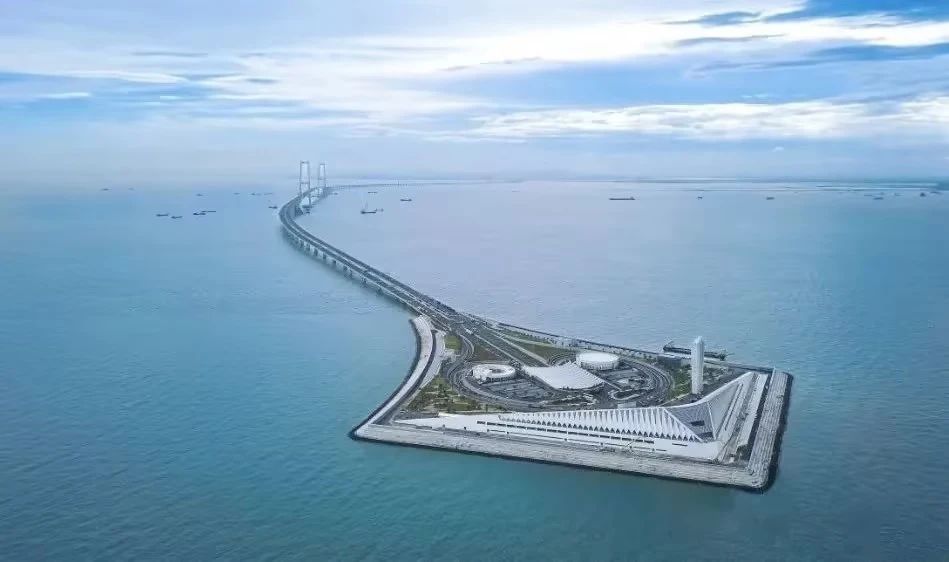 深中通道完工验收！恒峰g22智能鼎力大举助建，，，，，，天下级工程彰显中国实力与智慧！