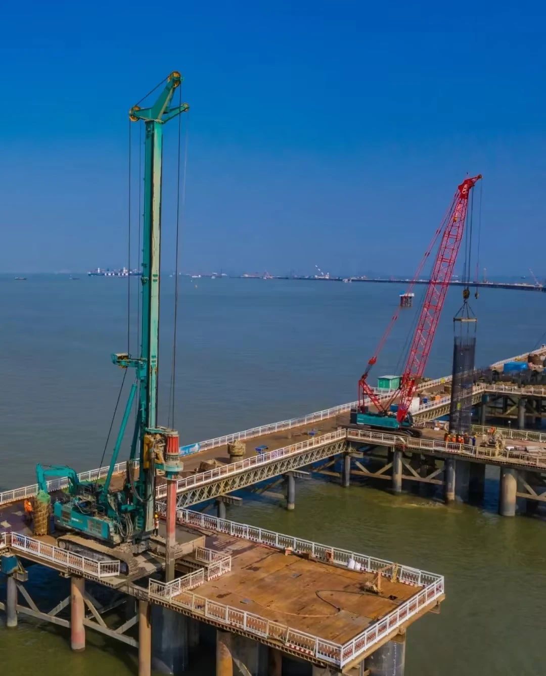 深中通道完工验收！恒峰g22智能鼎力大举助建，，，，，，天下级工程彰显中国实力与智慧！