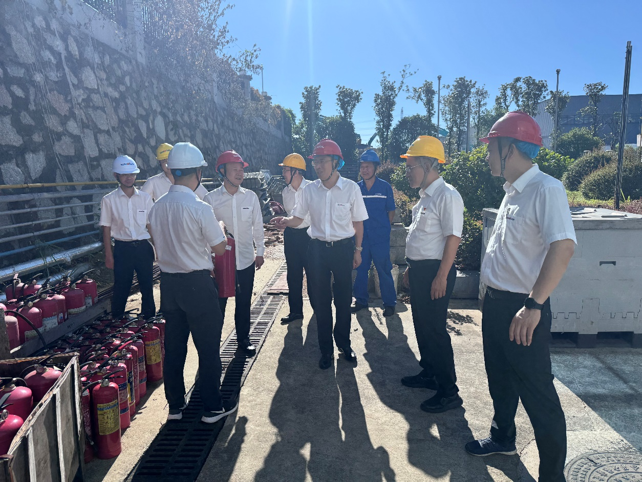 战高温，，，，，，保清静--恒峰g22智能开展高温防暑专项清静检查