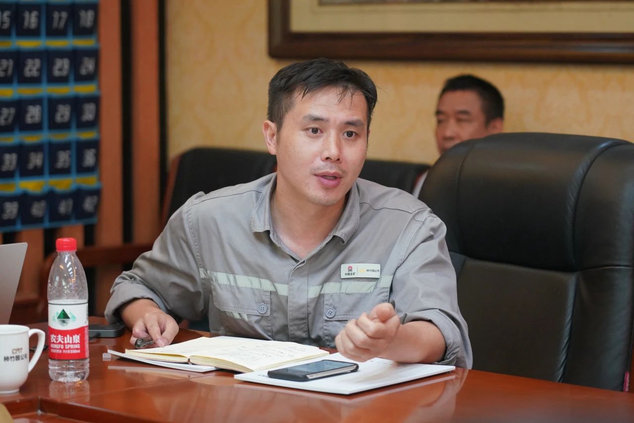 相助共赢，，，智胜未来！恒峰g22智能造访湖南柿竹园有色金属有限责任公司