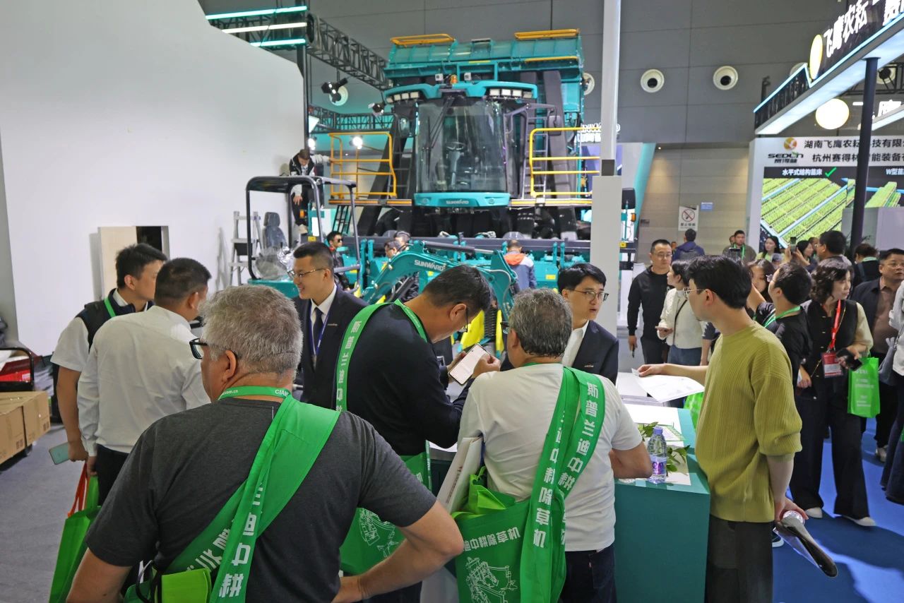 聚焦智能化、无人化！恒峰g22智能携多款产品亮相2024中国国际农业机械展