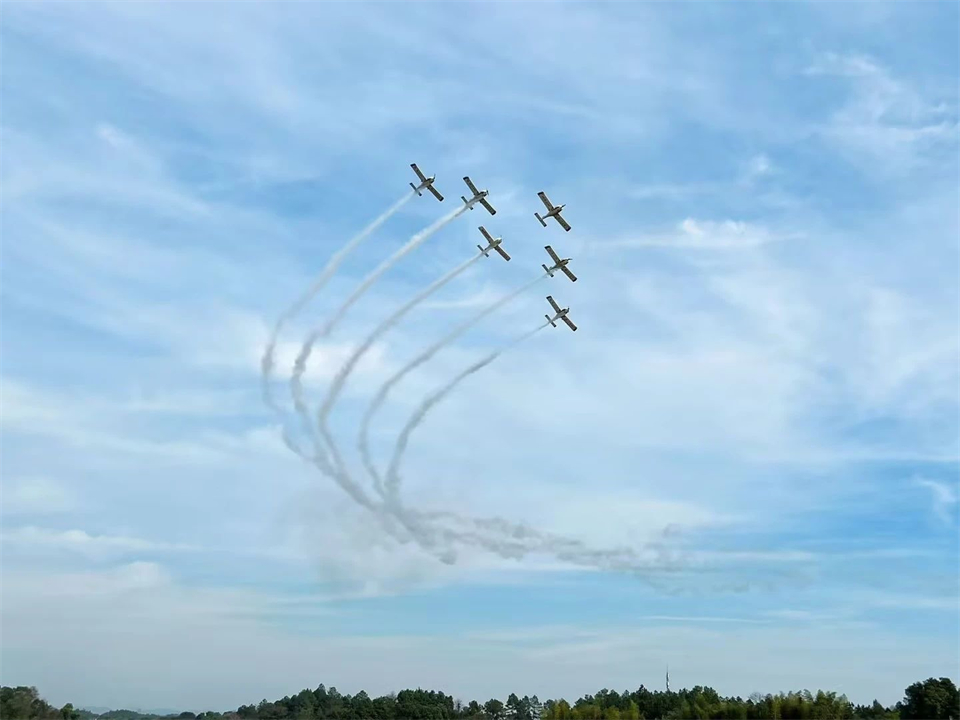 十年织得恒峰g22秀，，，践行初心创未来！恒峰g22航行演出队建设10周年庆典活动盛大举行