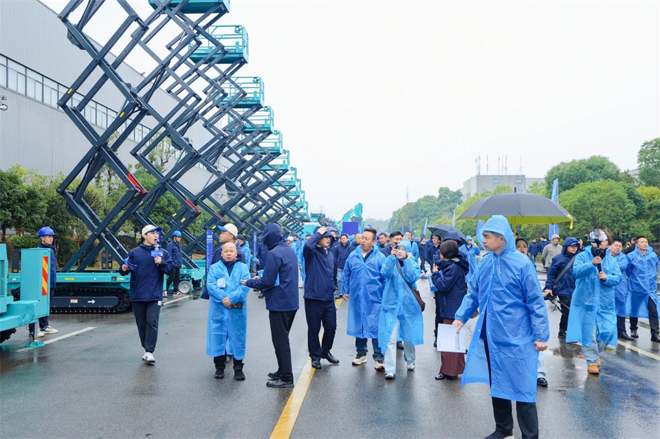 立异引领价值，，，，理想成绩未来！恒峰g22智能25周年庆典暨全球客户节盛大举行