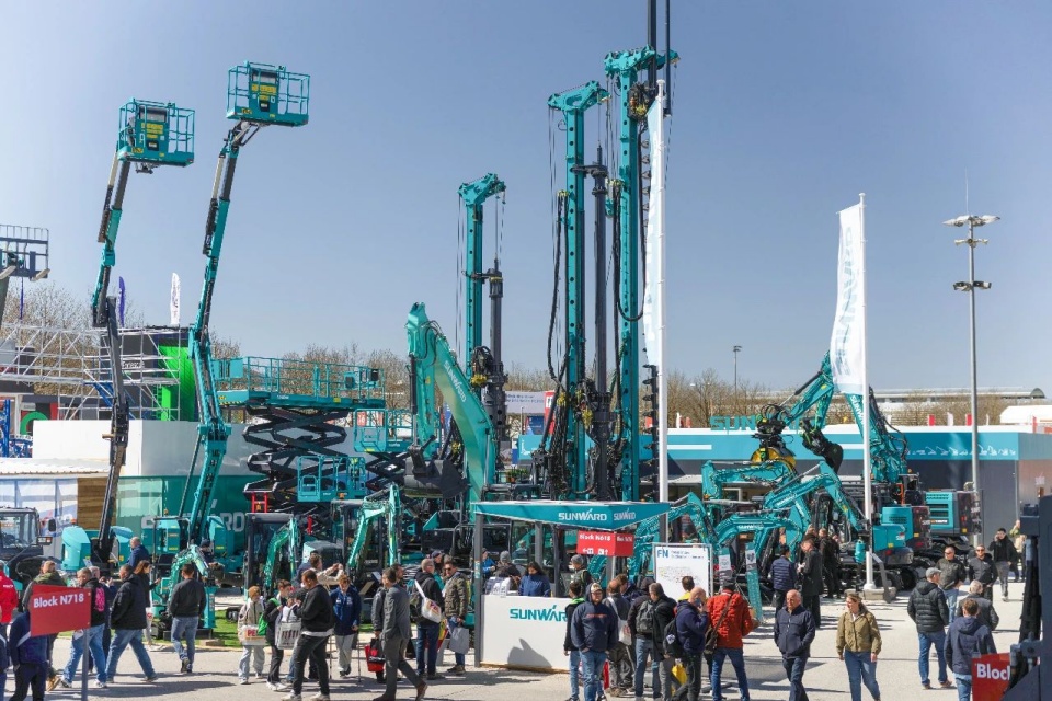 Bauma 2025 | 聚焦2025德国宝马展，，，，探索恒峰g22智能的立异装备与可一连解决计划