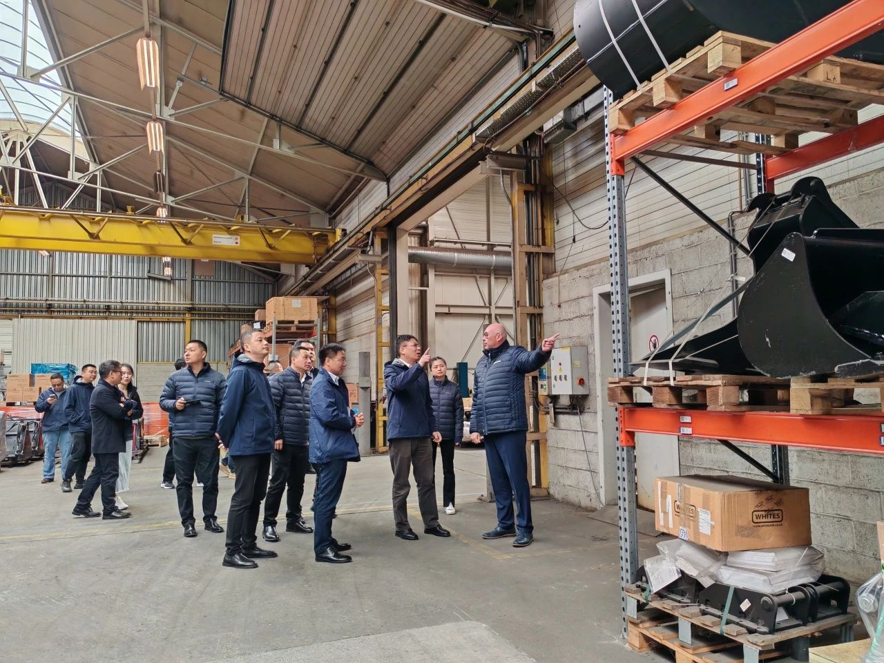 恒峰g22智能董事长付向东带队赴欧洲子公司考察调研