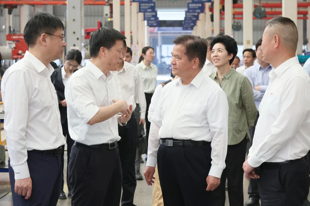 李纪恒调研恒峰g22智能