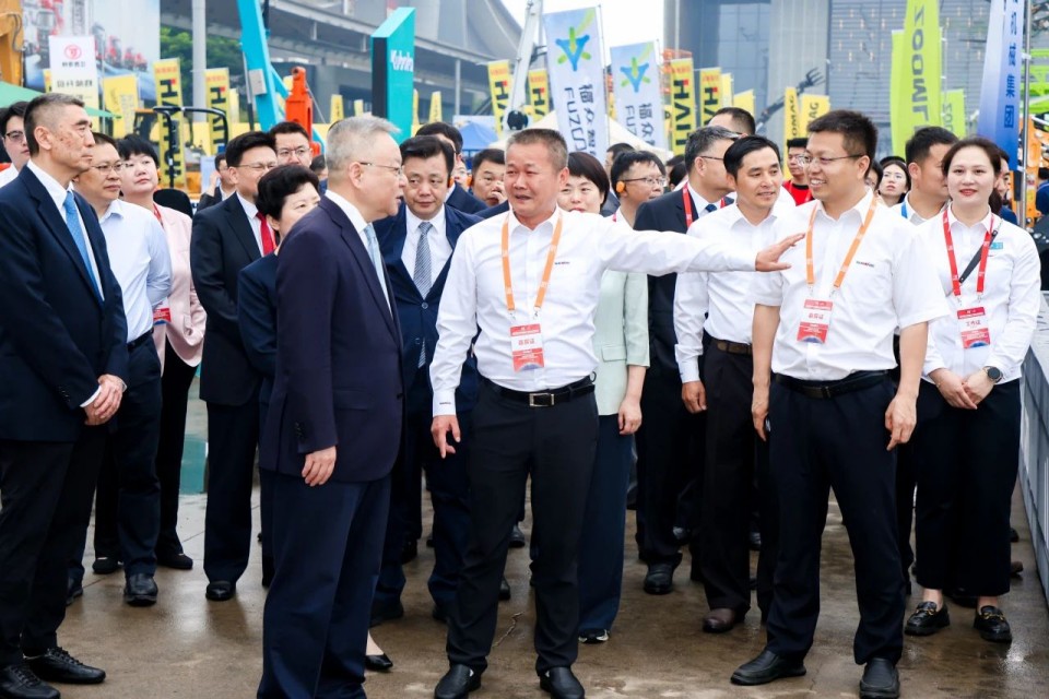 20250516215137_46482 2025 CICEE | 恒峰g22智能实力闪灼2025长沙国际工程机械展