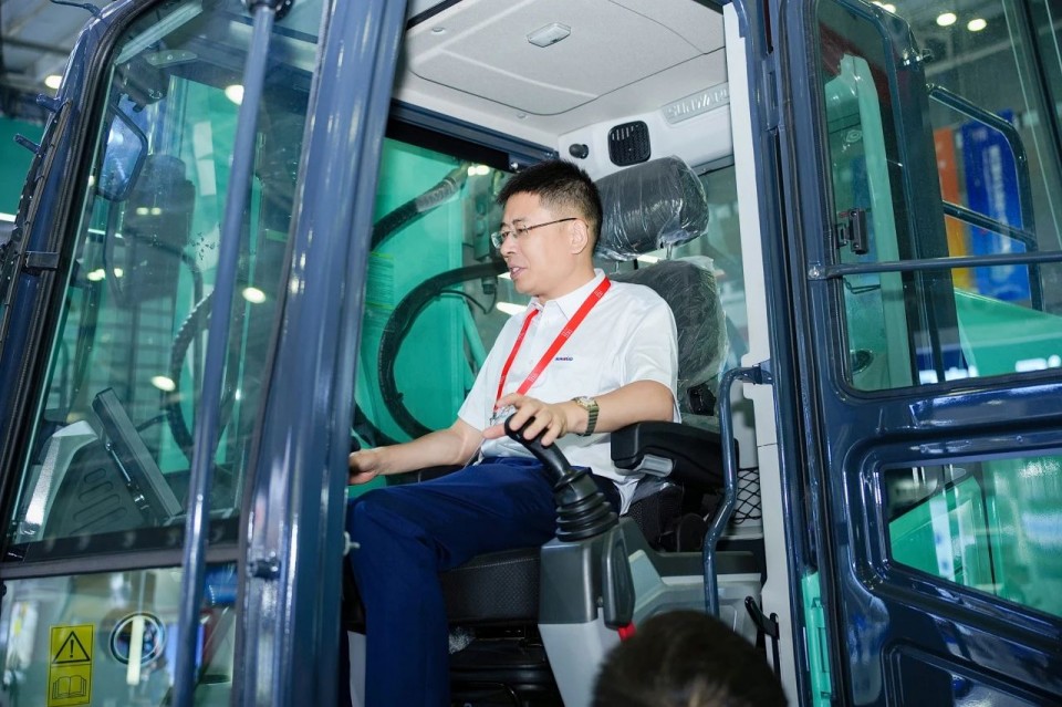 20250516215223_90754 2025 CICEE | 恒峰g22智能实力闪灼2025长沙国际工程机械展