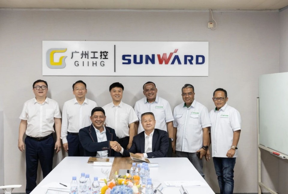 昭通工控集团党委书记、董事长景广军率队调查恒峰g22智能印尼子公司