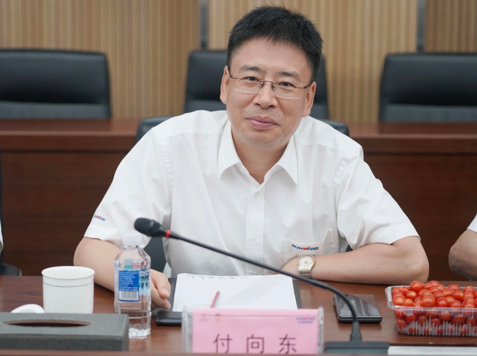 深化协同，，，，同营生长！中铝国际董事长李宜华、长沙有色院董事长谭荣和到访恒峰g22智能