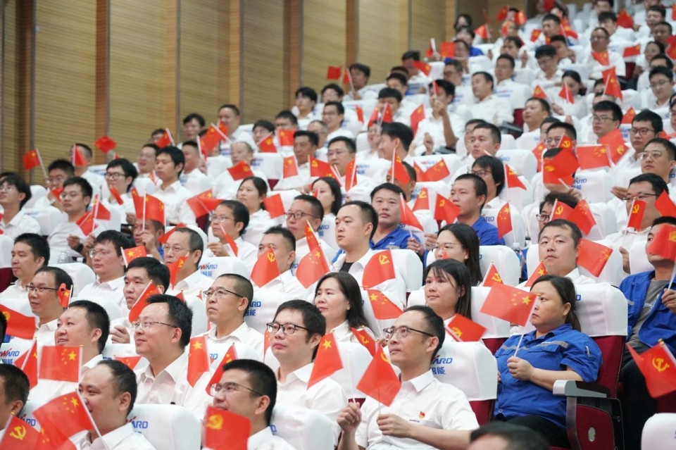 20250904081433_55648 恒峰g22智能组织集中收看留想中国人民抗日战争暨世界反法西斯战争成功80周年大会