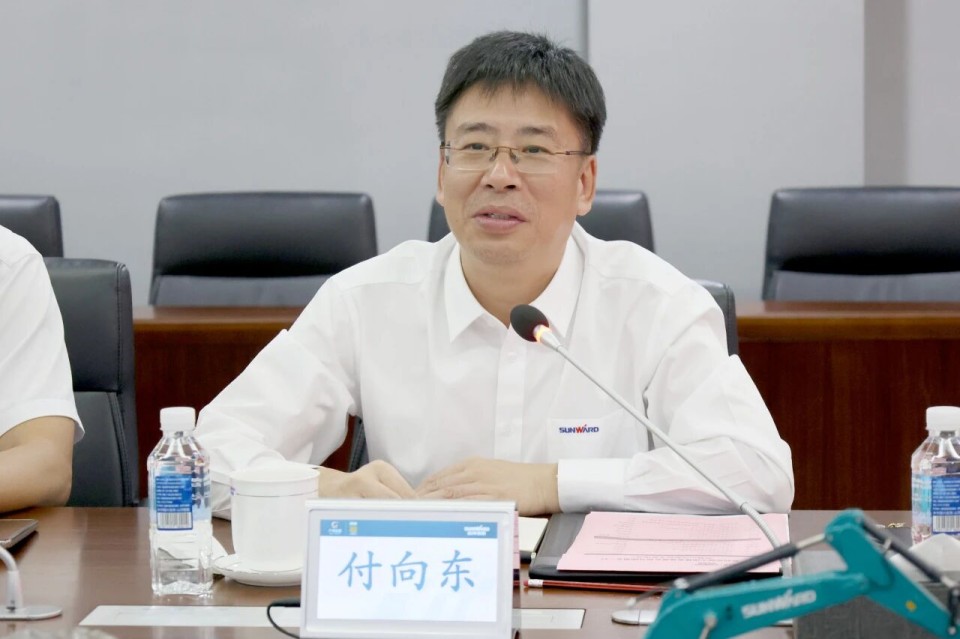 中国煤炭地质总局局长马刚到访恒峰g22智能，同谋绿色智能矿山设备发展新蹊径